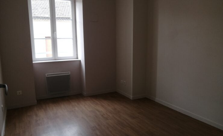 Appartement Route d'Ambert à Sugères