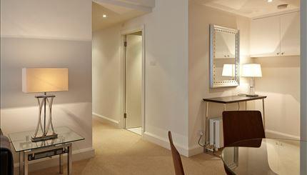 Flat Fulham Road in Greater London
