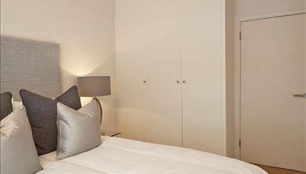 Flat Fulham Road in Greater London