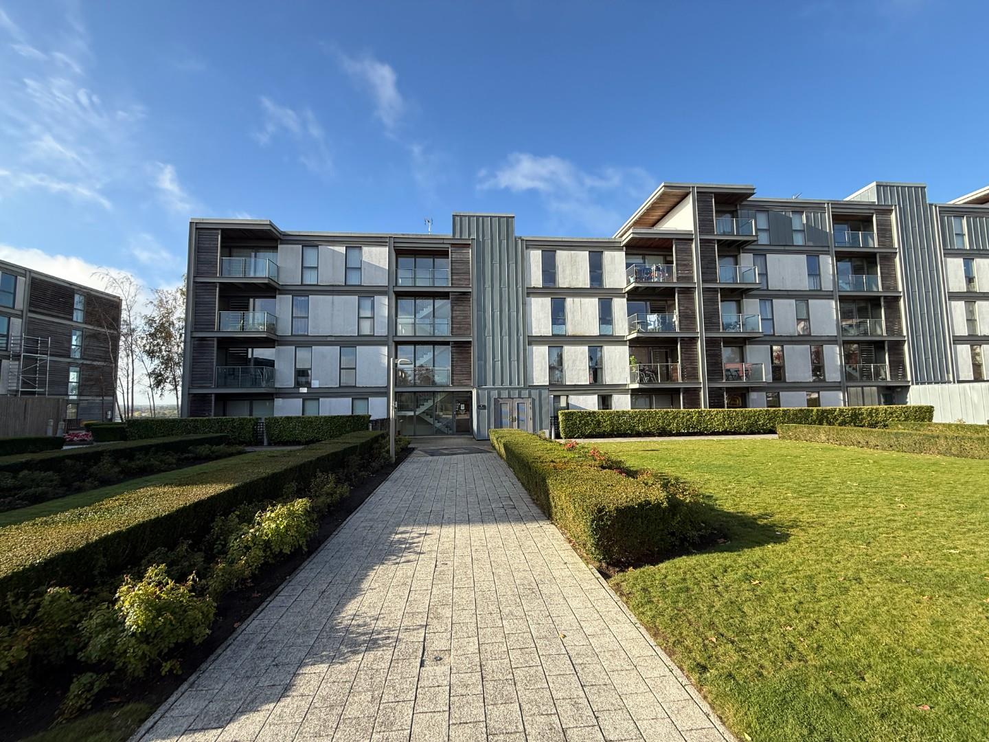 Flat Witan Gate in Milton Keynes