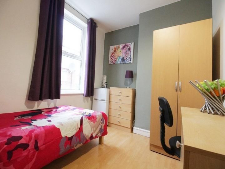 Room Spencer Street in Lincoln