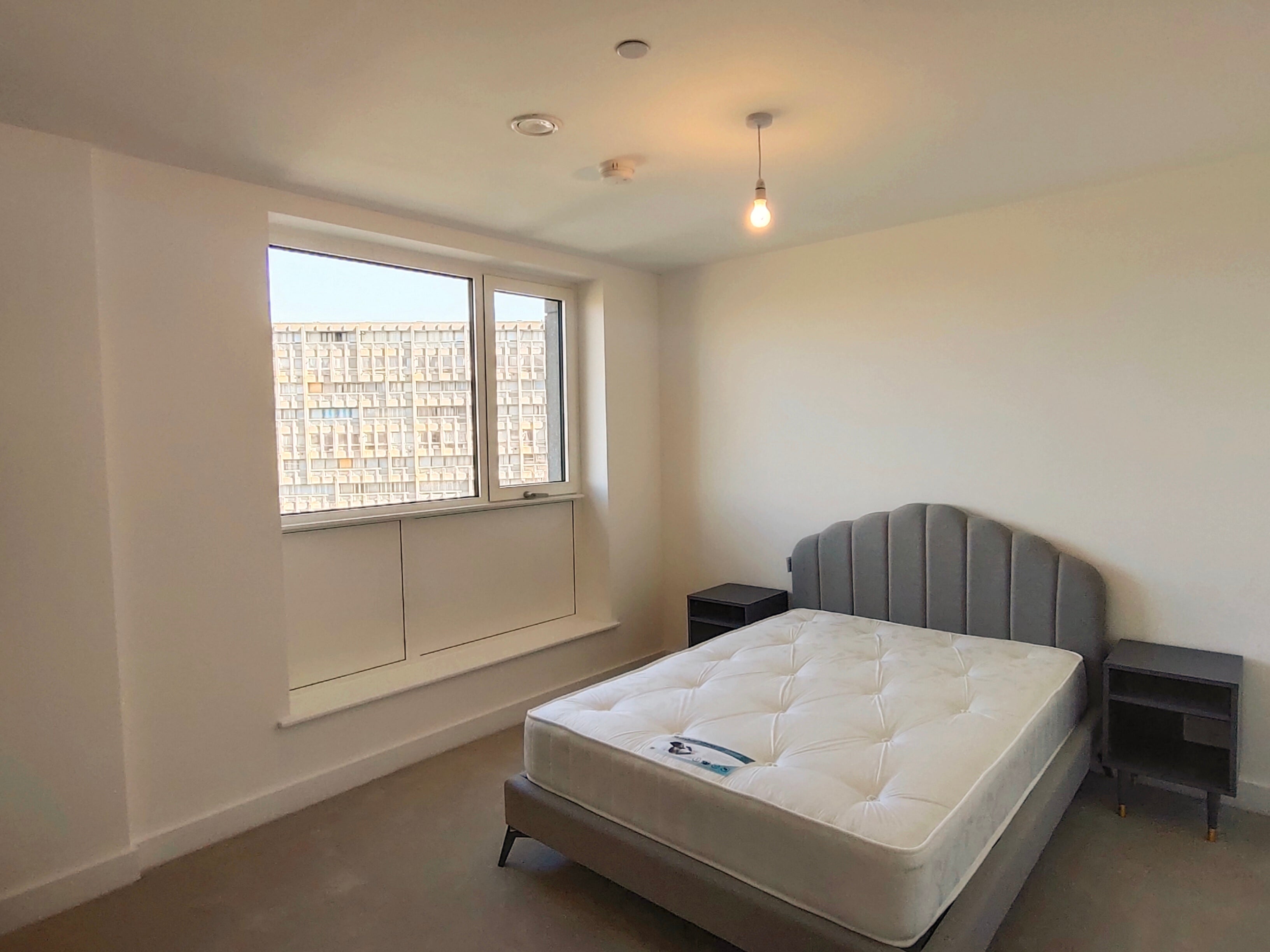 Flat Naval Row in Greater London