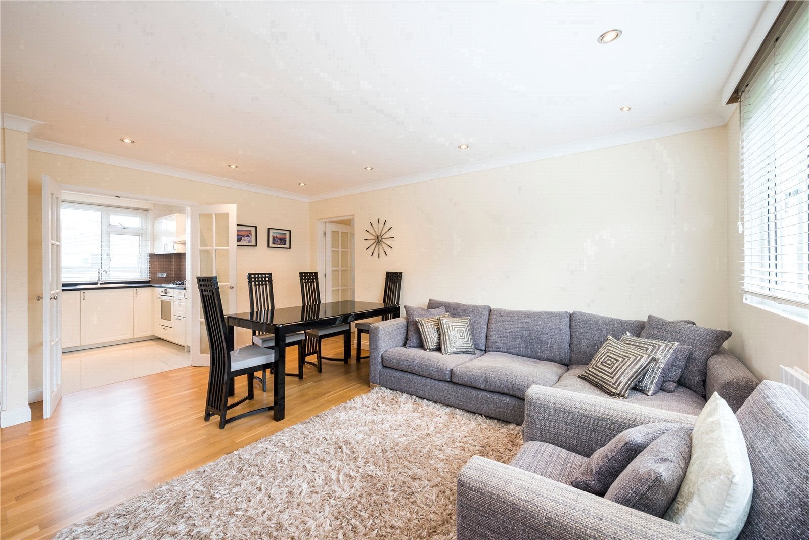 Flat Brent Lea in Greater London