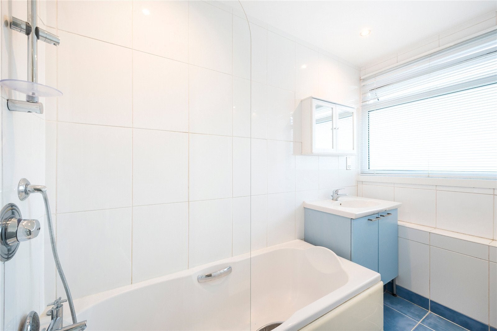 Flat Brent Lea in Greater London