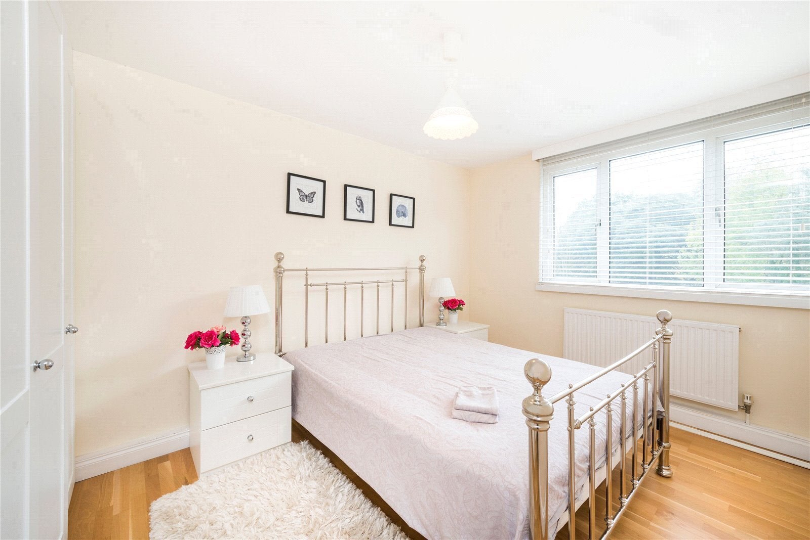 Flat Brent Lea in Greater London