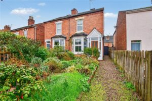 House Sandys' Road in Worcester