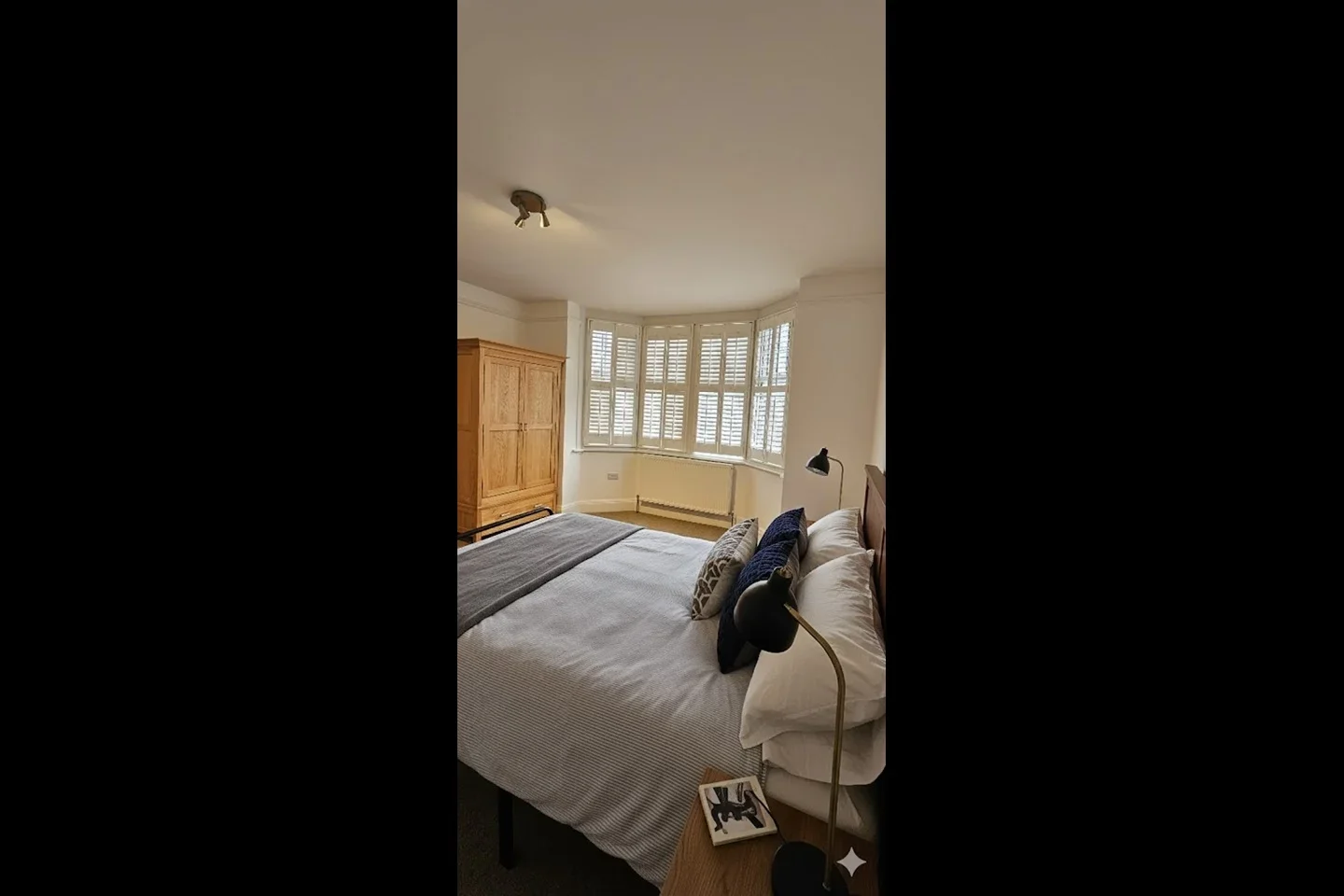 Room West Wycombe Road in High Wycombe