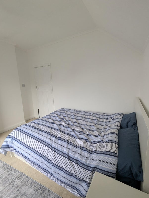 Room Broad Walk in Greater London