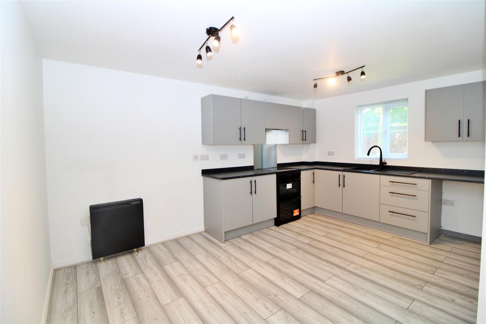 Flat The Elms in Blackpool