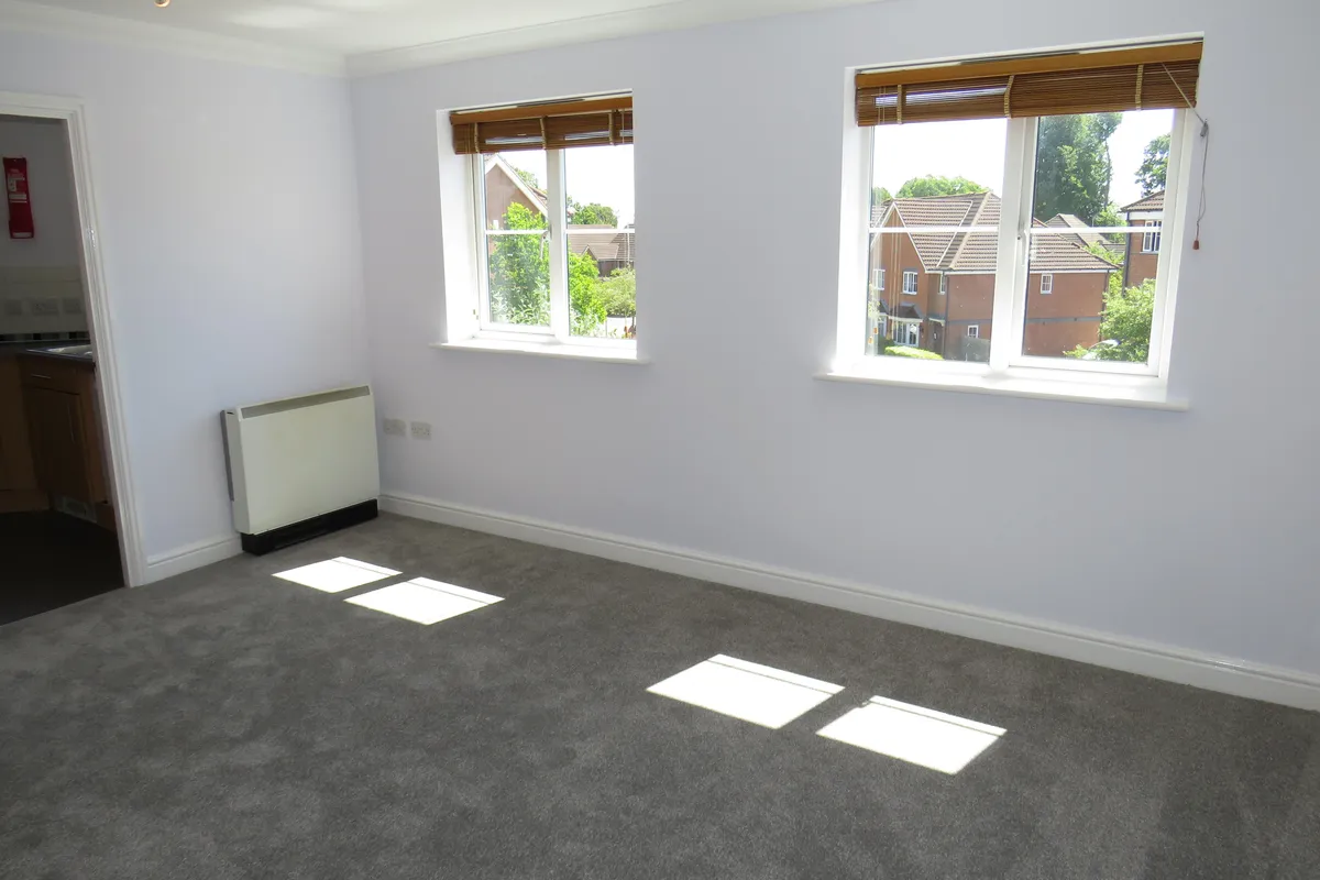 Flat Sir John Newsom Way in Welwyn Hatfield