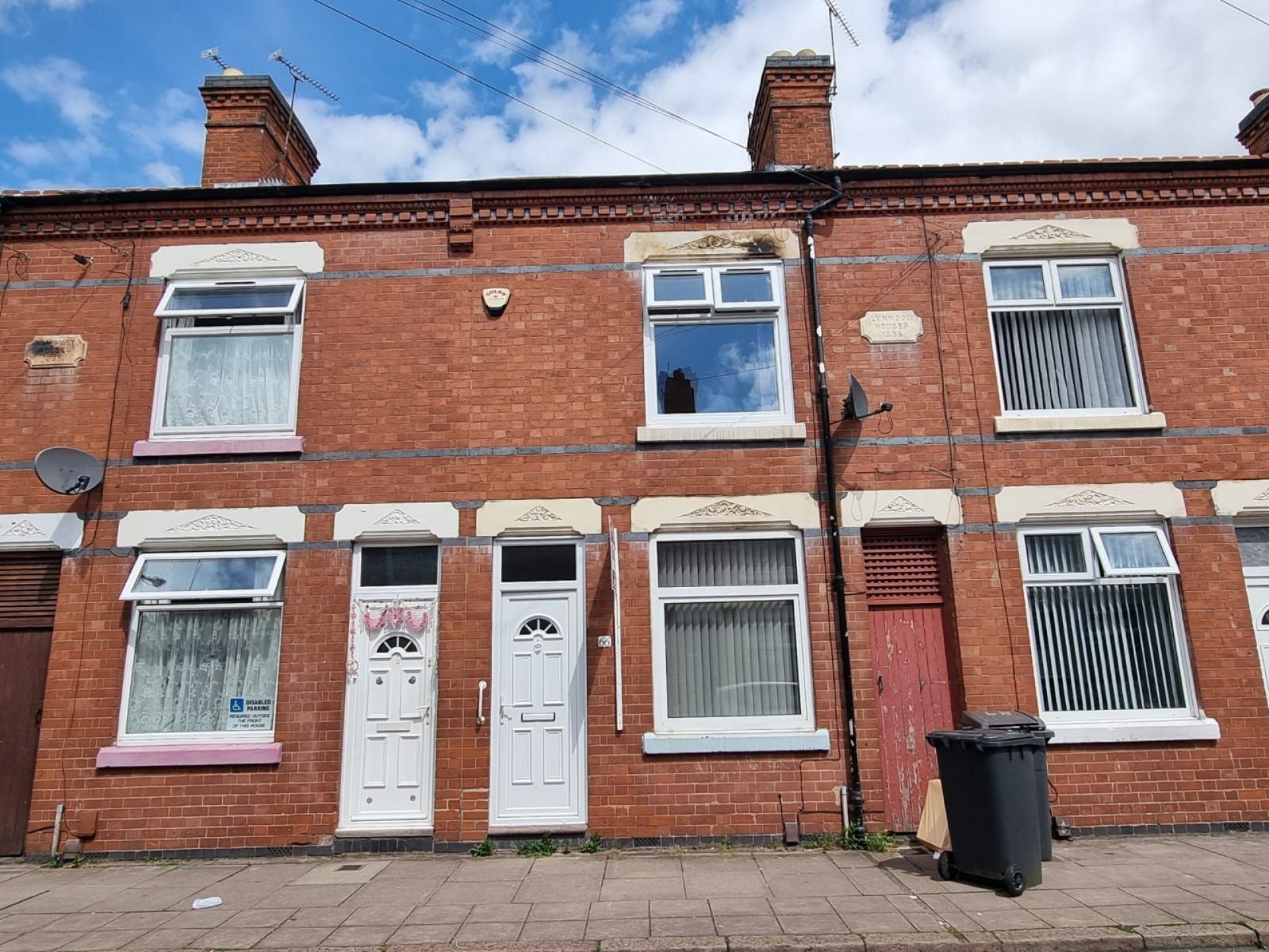 House Halkin Street in Leicester