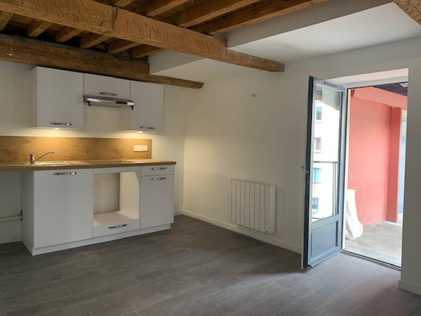 Flat Rue de la République in Tarare