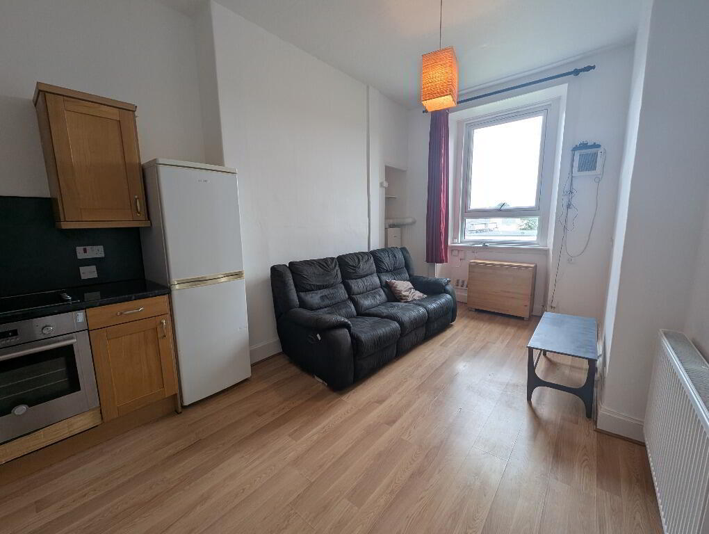 Flat New Mart Road in City of Edinburgh