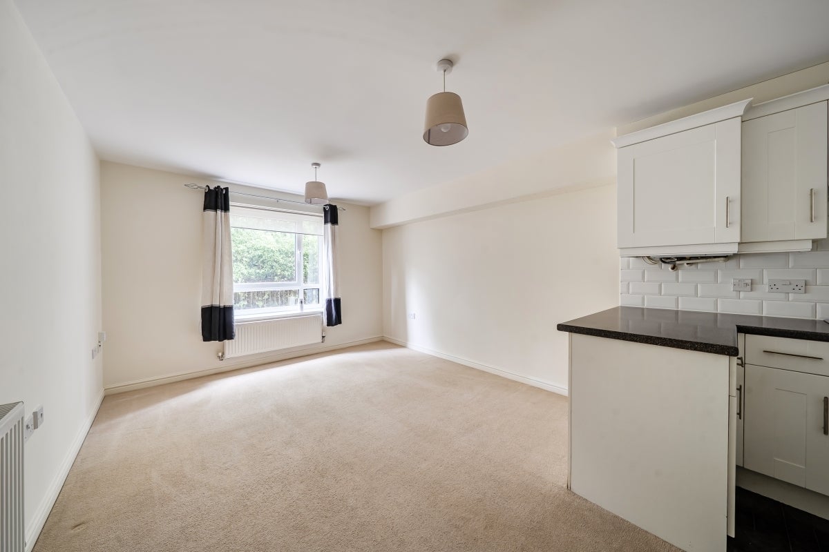 Flat Addison Drive in Stratford-on-Avon