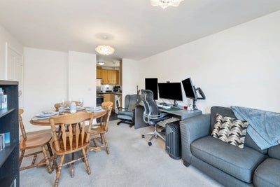 Flat Dobede Way in Soham