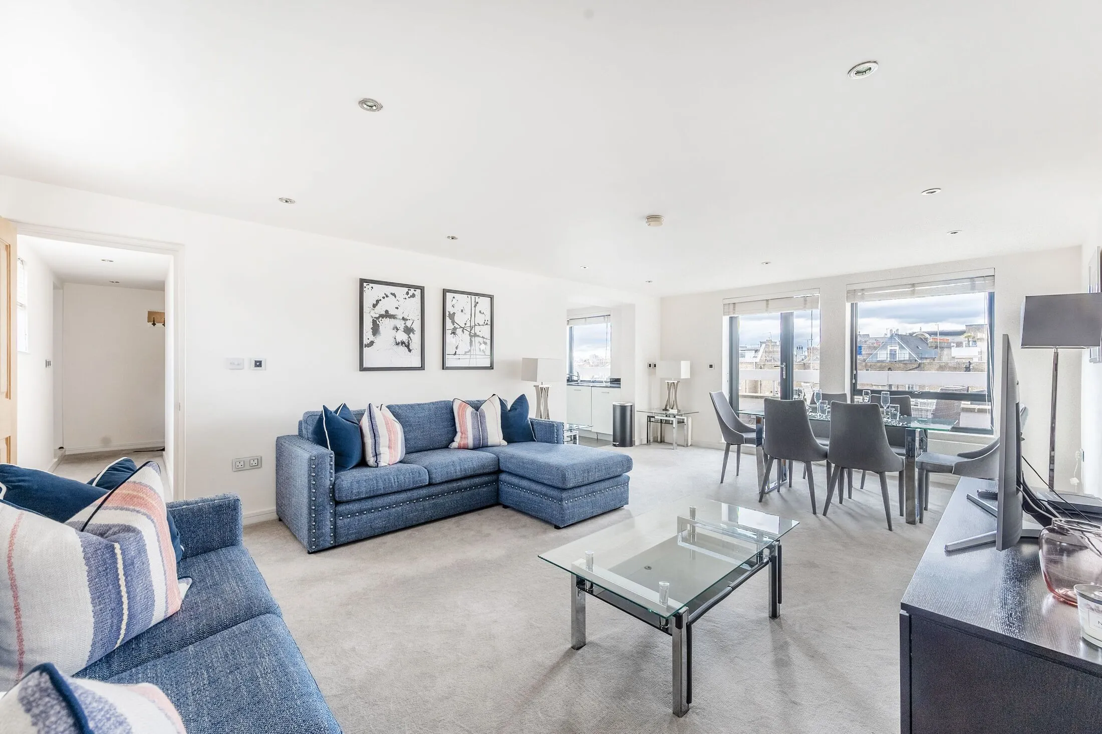 Flat Pond Place in Greater London