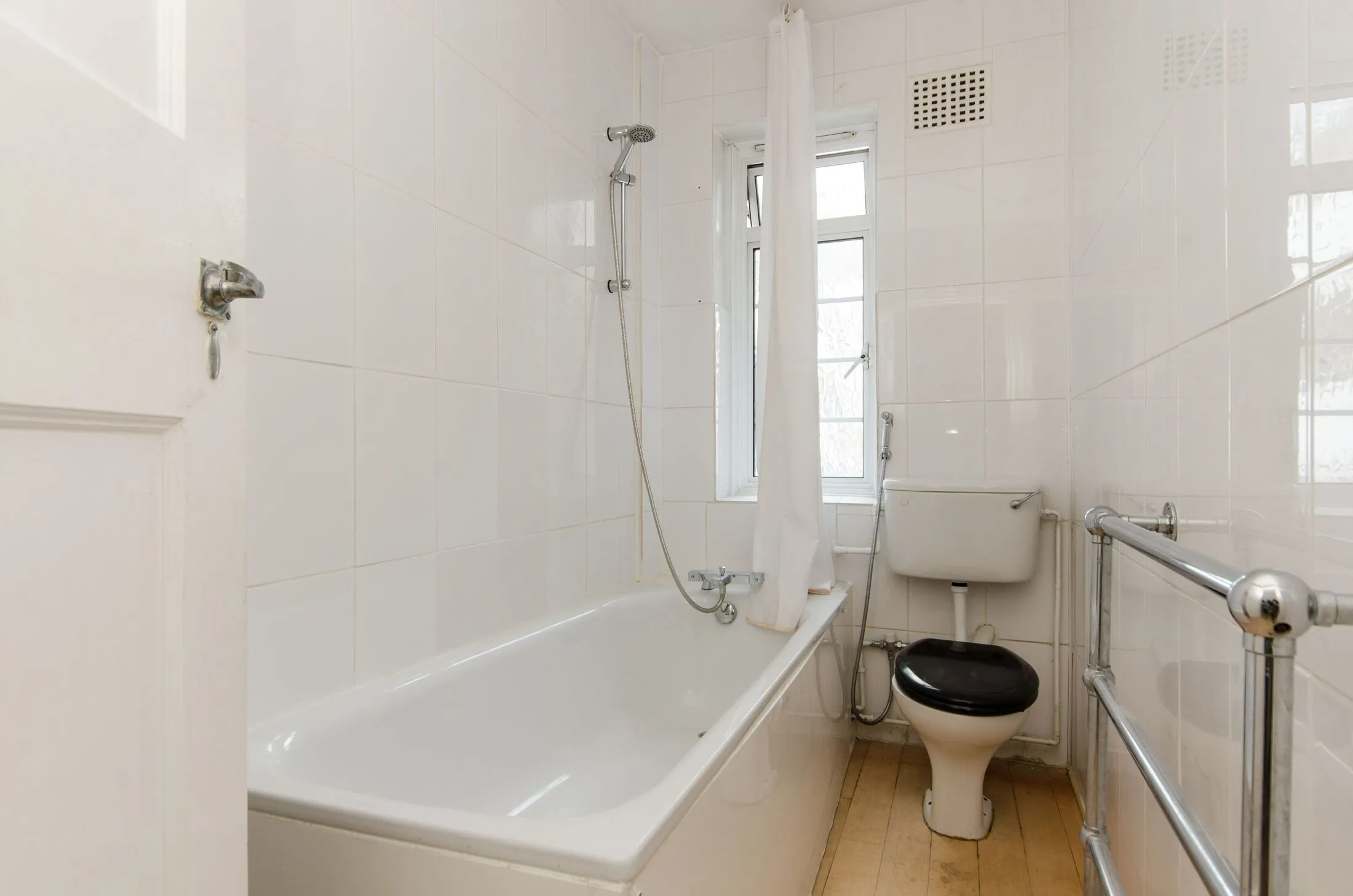 Flat Old Brompton Road in Greater London