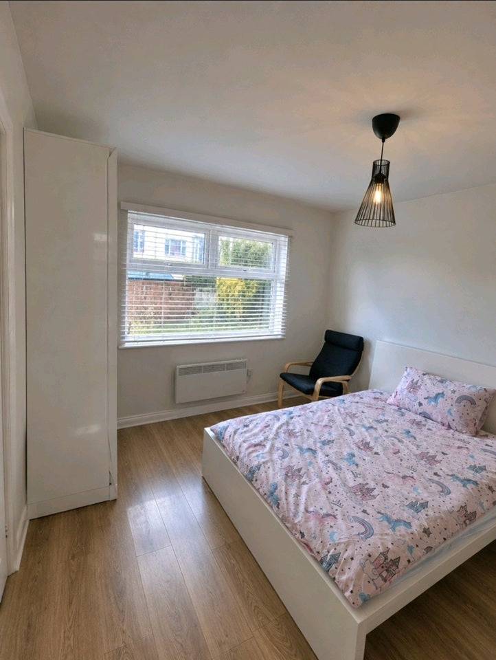 Room Otterburn Gardens in Greater London