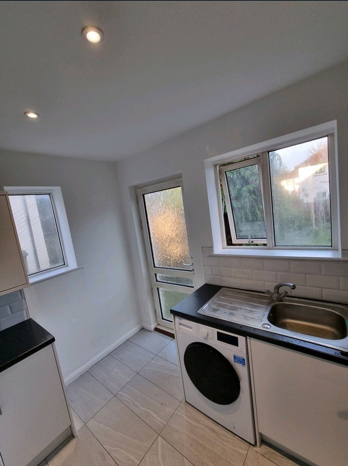 Room Otterburn Gardens in Greater London