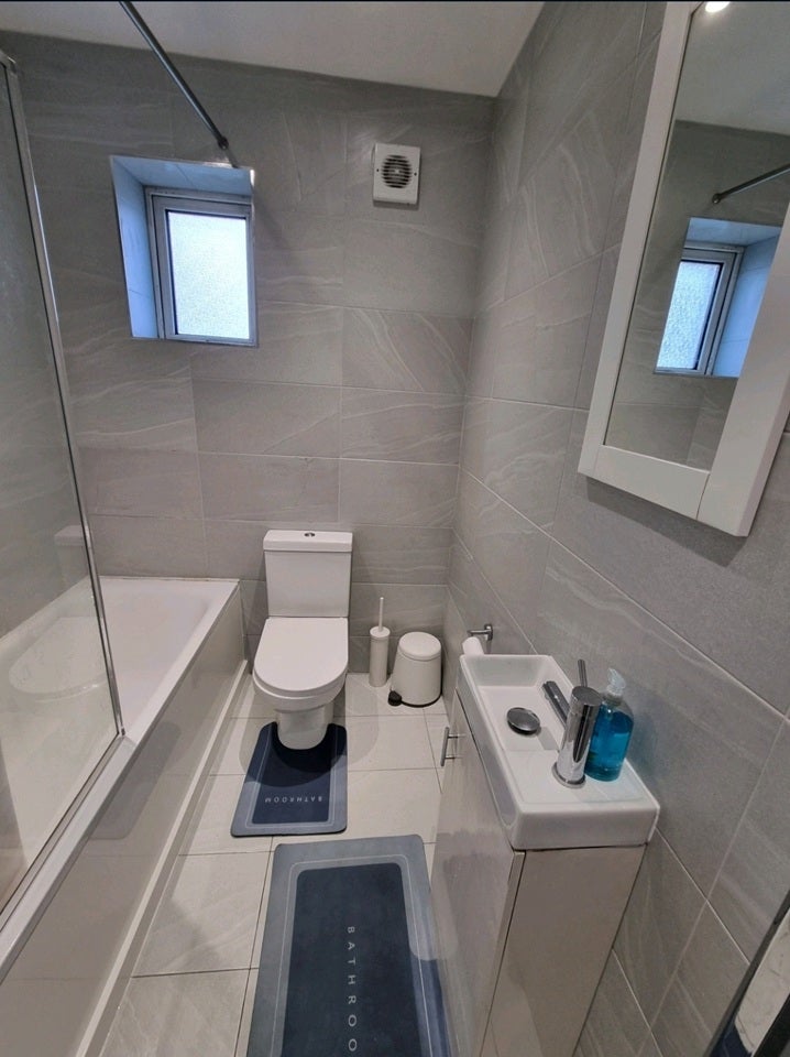 Room Otterburn Gardens in Greater London
