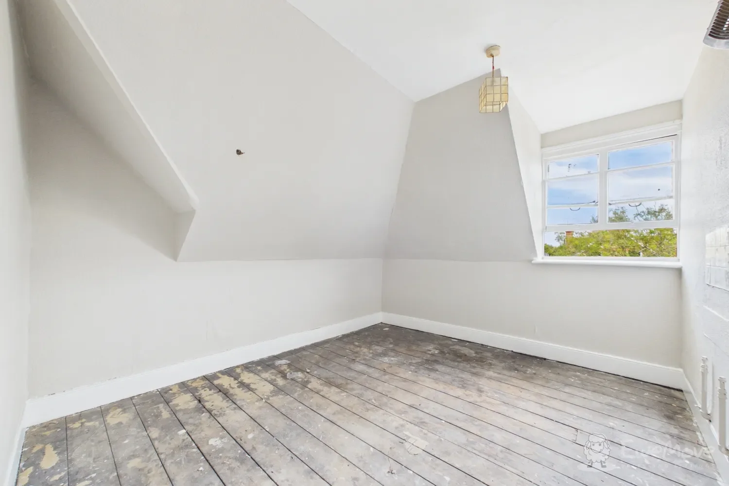 Room Westbourne Gardens in Folkestone and Hythe District