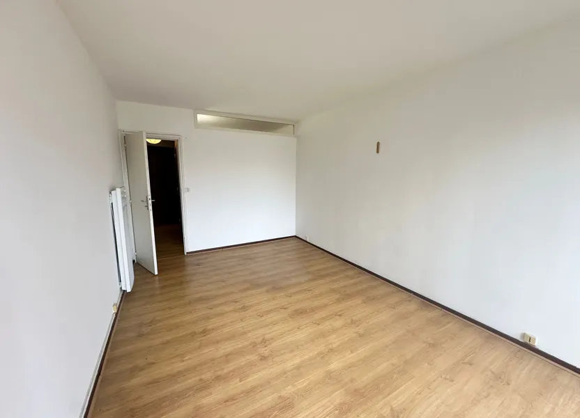 Chambre Cours du Général de Gaulle à Gradignan