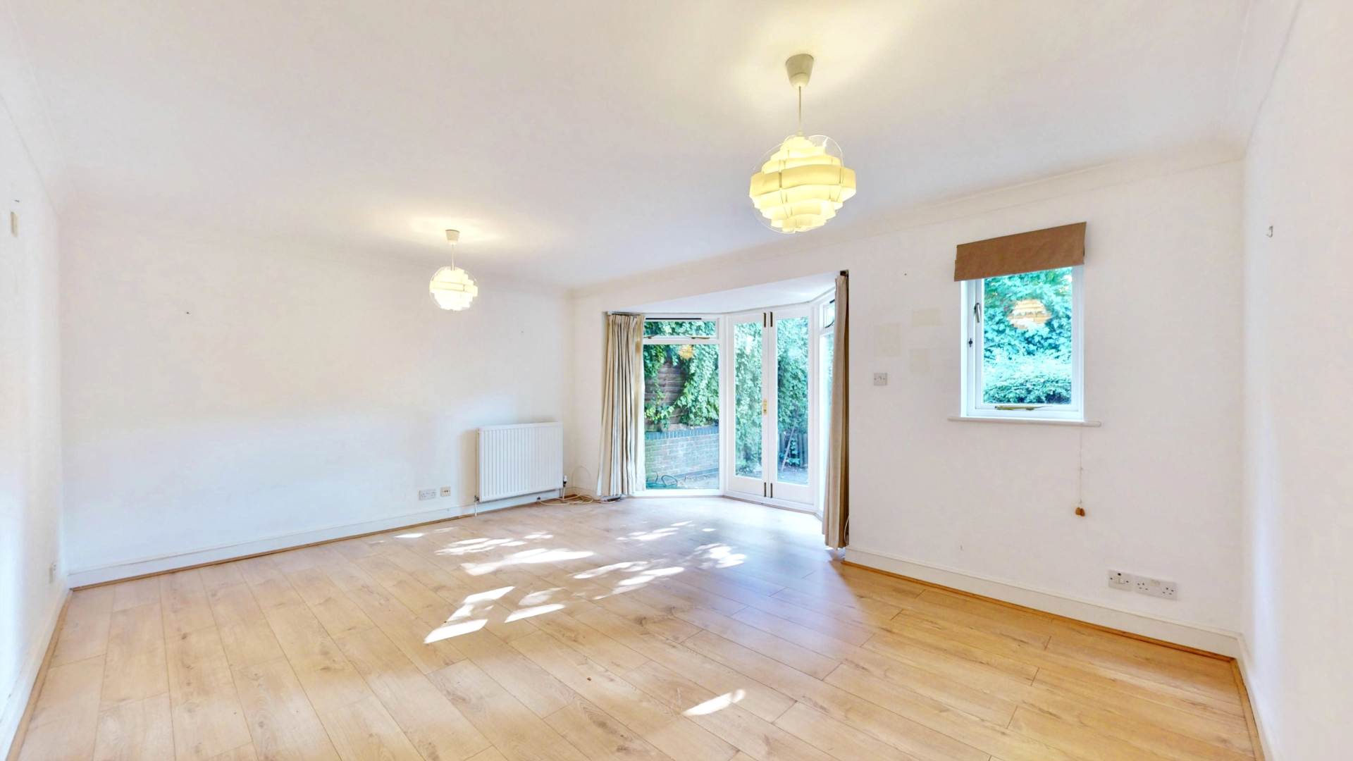 House Ridgeway Gardens in Greater London