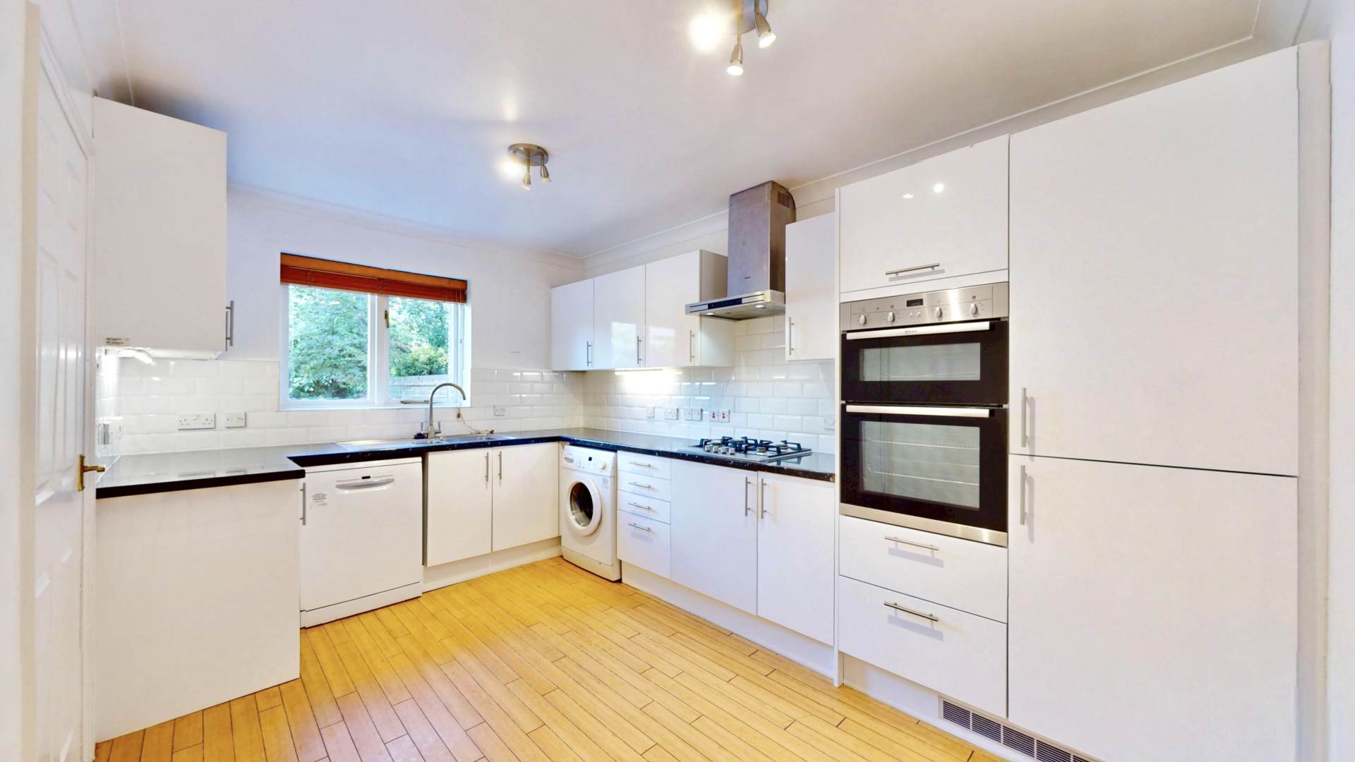 House Ridgeway Gardens in Greater London