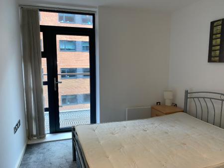 Flat Fitzwilliam Street in Sheffield