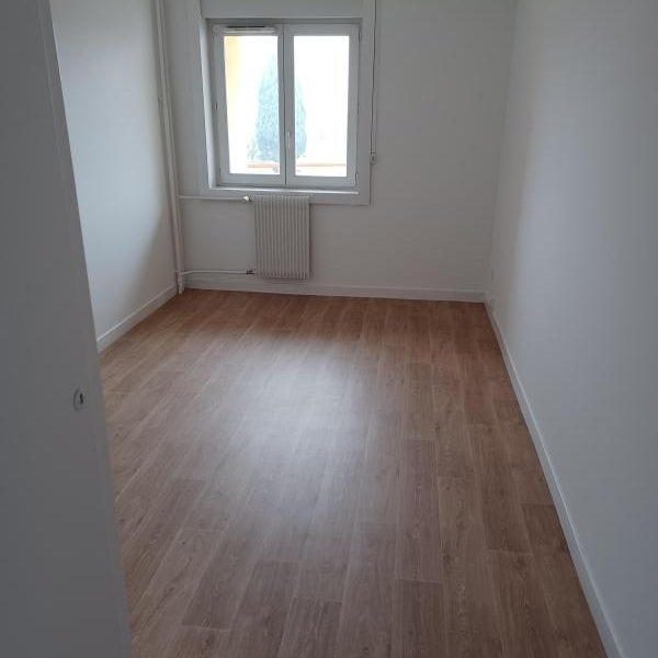 Flat Rue Émile Zola in Saint-Marcellin