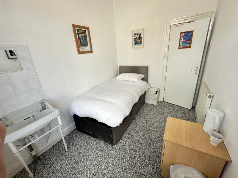 Room Read's Avenue in Blackpool