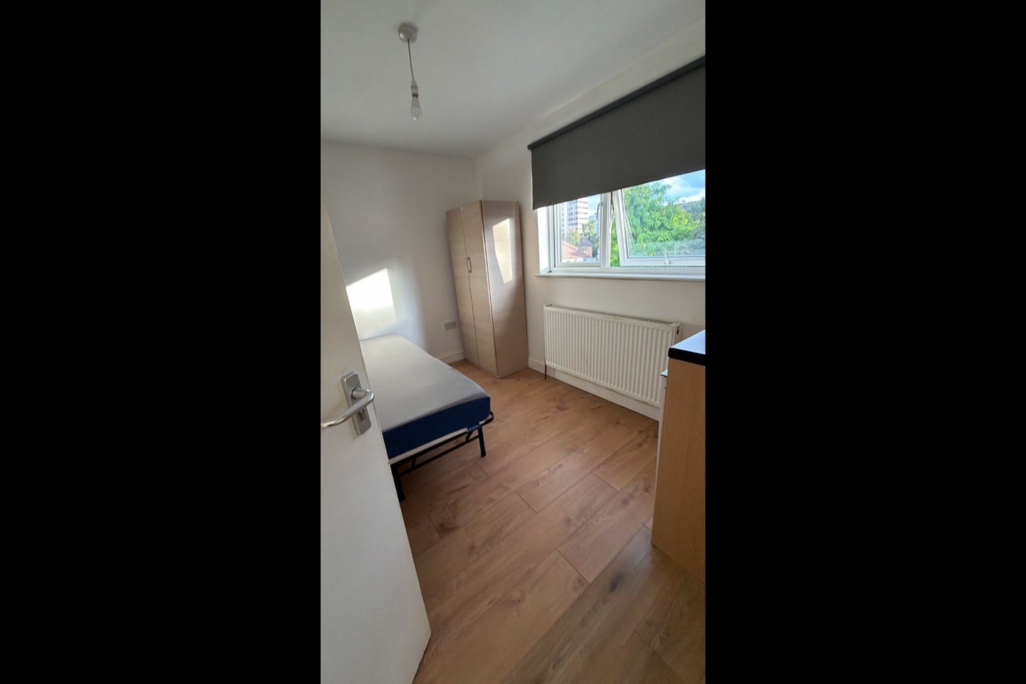 Room St Anselms Road in Greater London