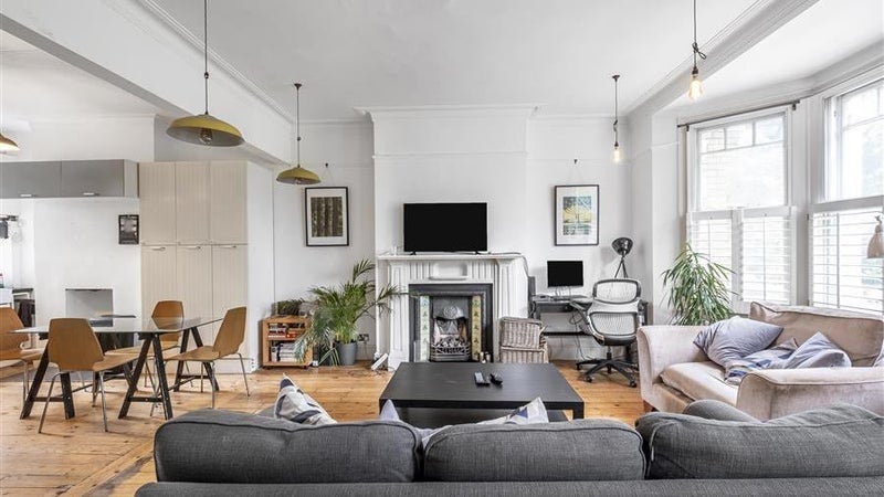 Room Clapham Common West Side in Greater London