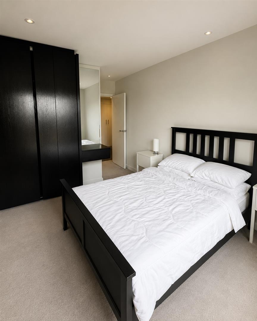 Flat Cromwell Road in Greater London