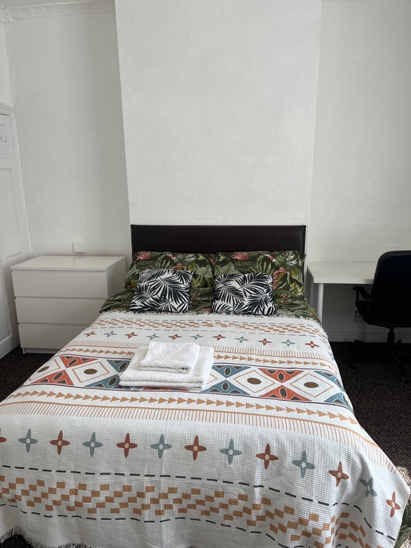 Room Gulson Road in Coventry