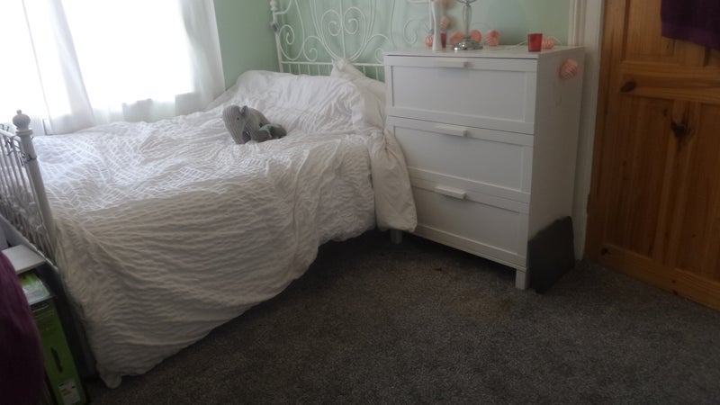 Room Prince Leopold Street in Cardiff
