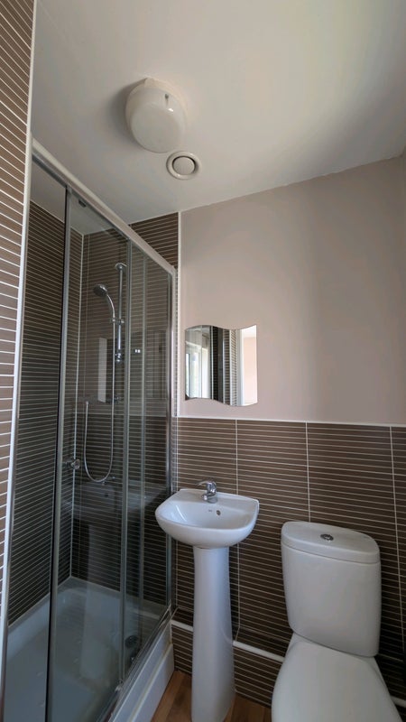 Room Ashton Bank Way in Preston