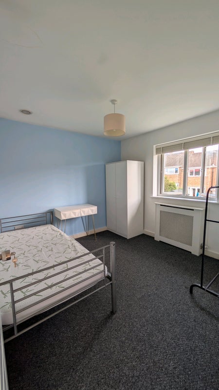 Room Ashton Bank Way in Preston