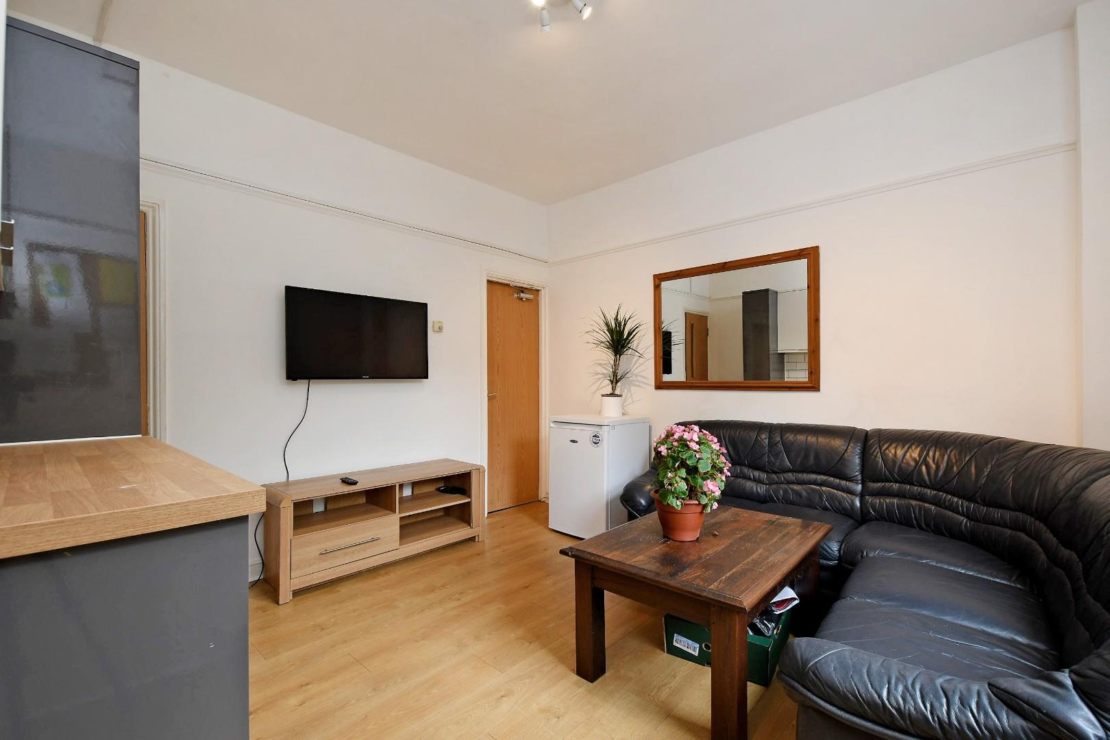 Flat Burns Road in Sheffield