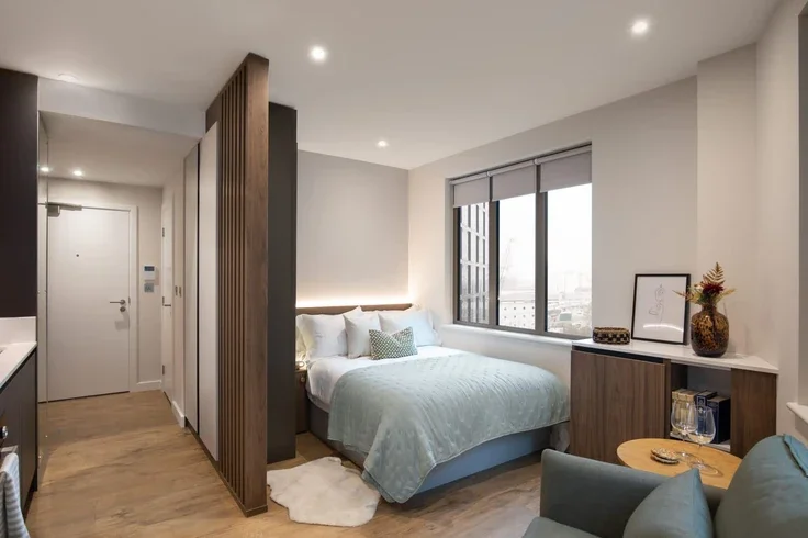 Flat Victoria Road in Greater London