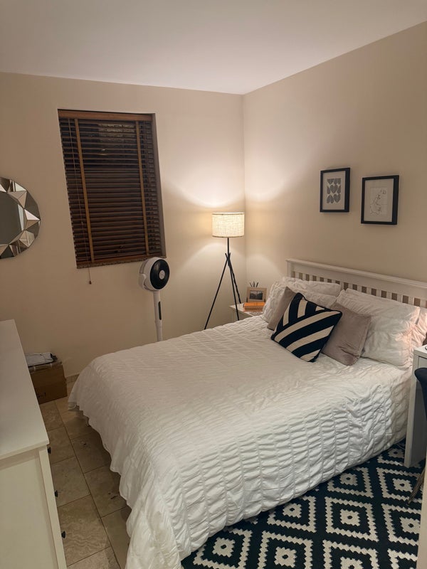 Flat Culford Road in Greater London