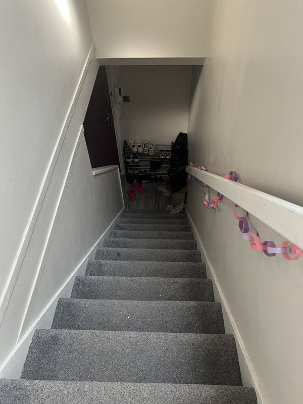 Room Allcroft Road in Greater London