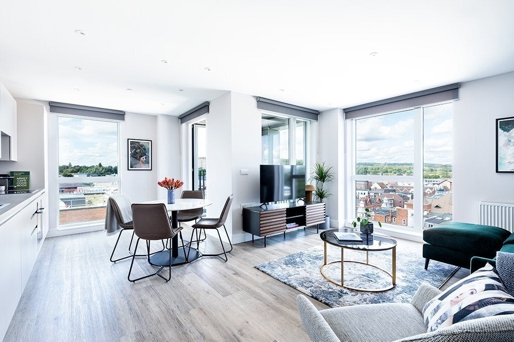 Flat Marketfield Way in Reigate and Banstead