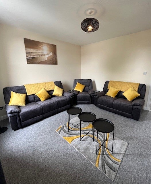 Room Greenbank Road in Liverpool