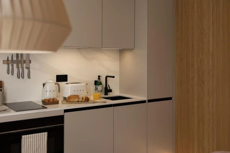 Flat Pembridge Gardens in Greater London
