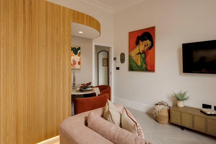 Flat Pembridge Gardens in Greater London