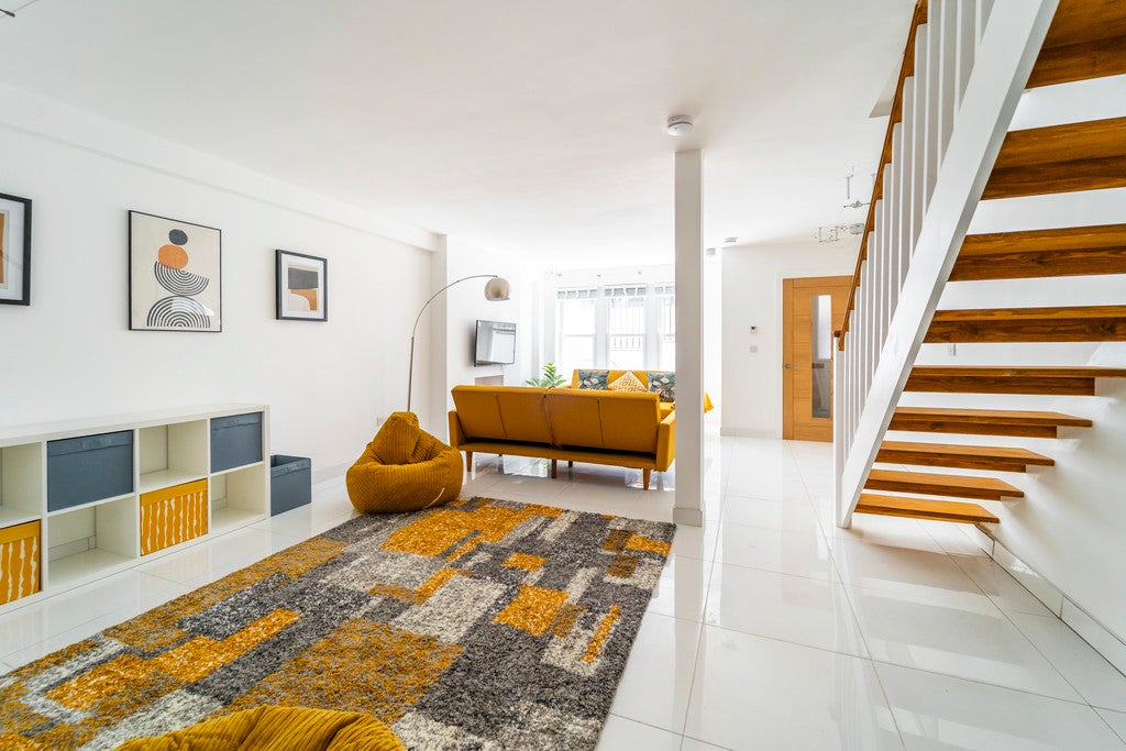 House Inderwick Road in Greater London