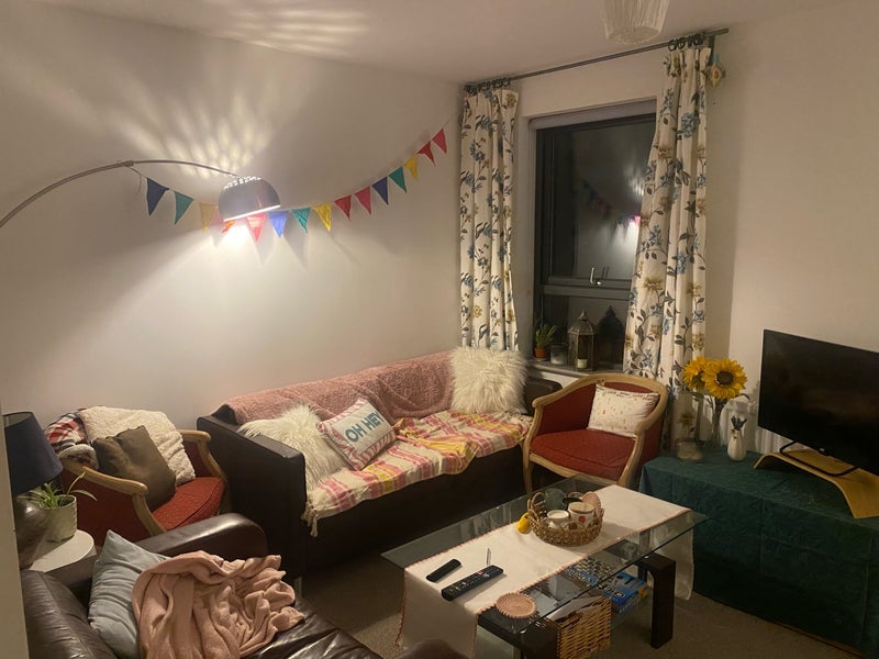 Room Central Road in Bristol