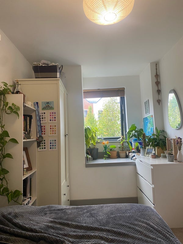 Room Central Road in Bristol