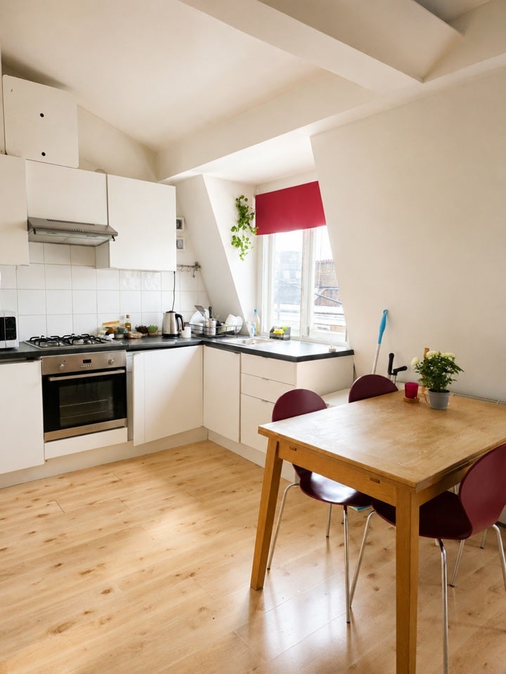 Flat Craven Road in City of Westminster